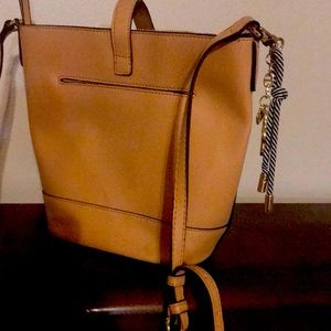 Crown and Ivy Satchel
